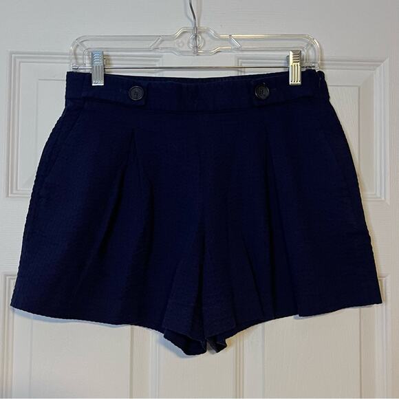 Banana Republic Textured Navy Shorts - Size 2 - Picture 1 of 6